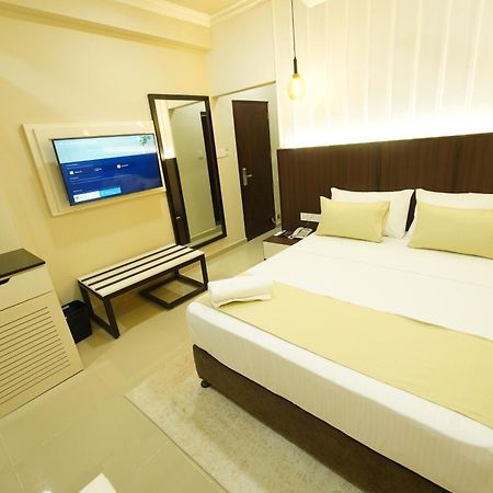 Hotel Grand Amanee Ratnapura Kültér fotó
