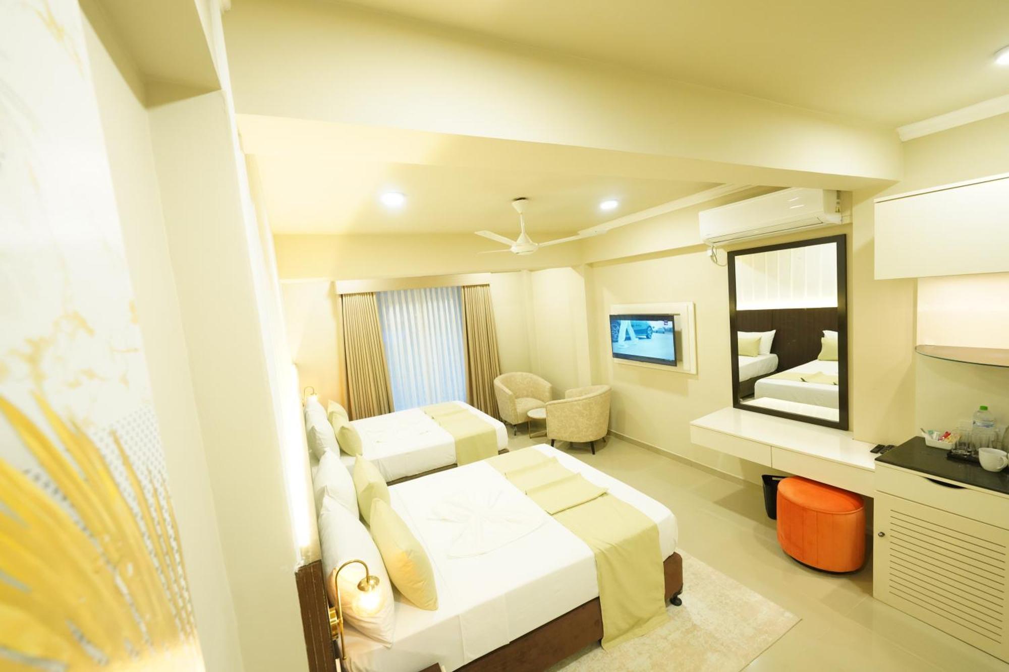 Hotel Grand Amanee Ratnapura Kültér fotó