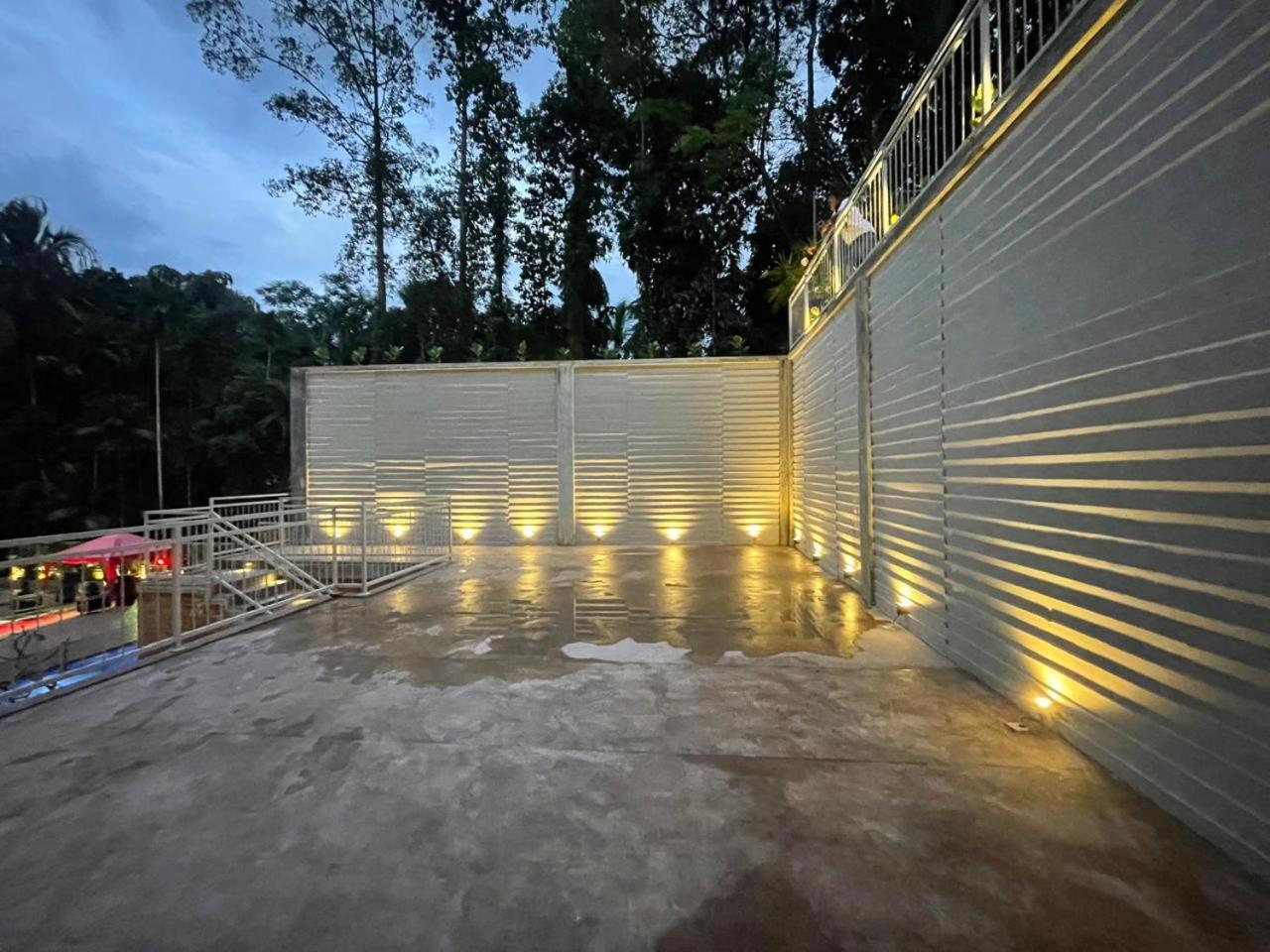 Hotel Grand Amanee Ratnapura Kültér fotó