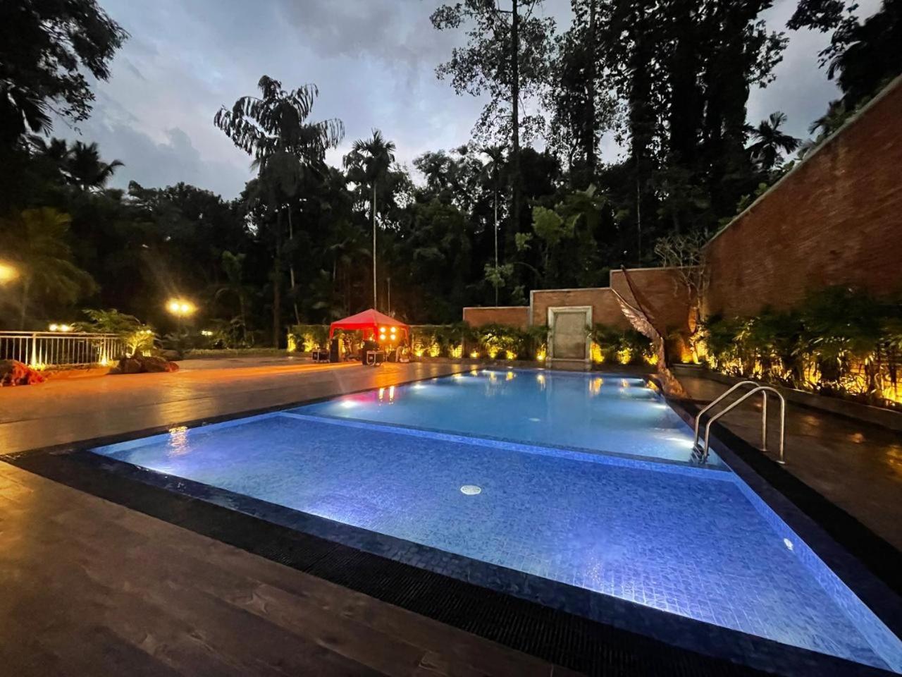 Hotel Grand Amanee Ratnapura Kültér fotó