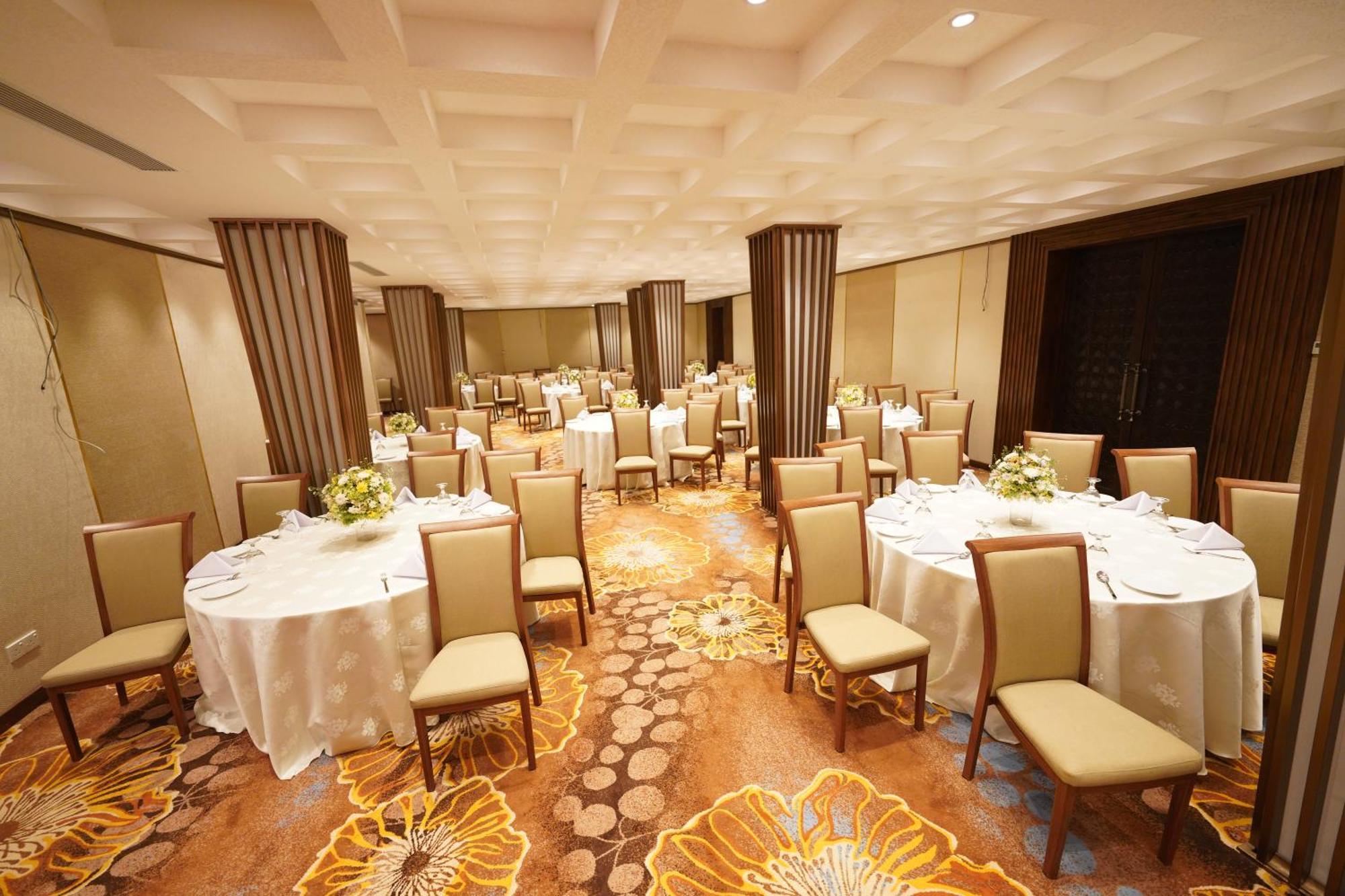 Hotel Grand Amanee Ratnapura Kültér fotó